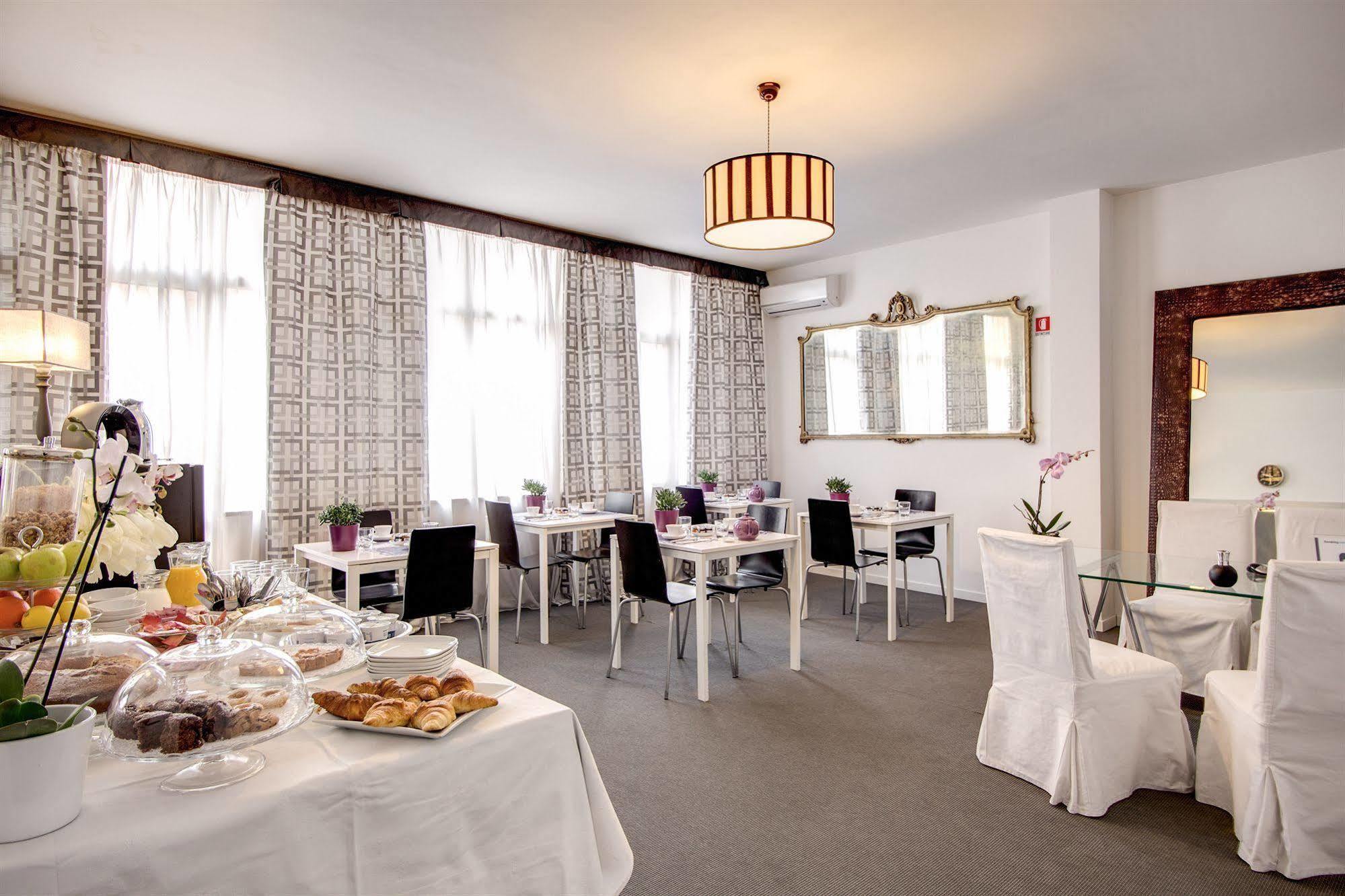 Residenza Bourbon Hotel Rome Exterior photo